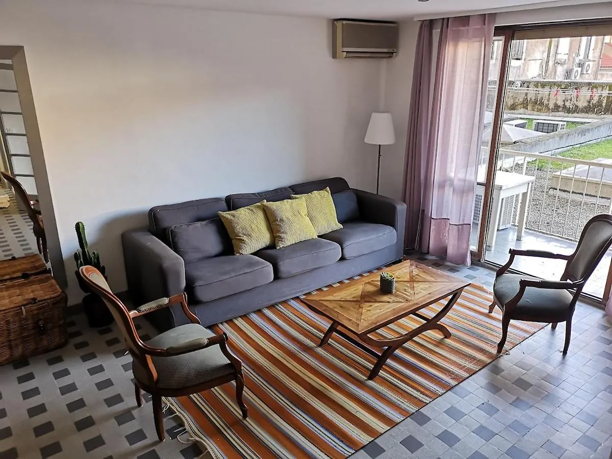 Appartement Le Grand Corderie - Appart Retro Pres Du Vieux Port Marseille France